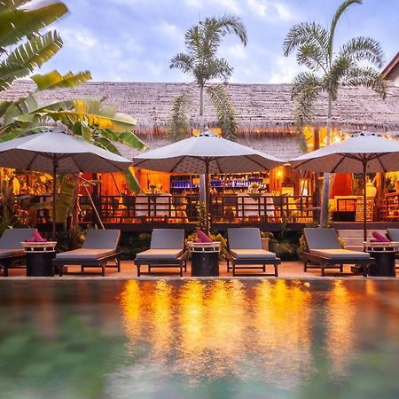 La Bastide De Caro Hotel Siem Reap Bagian luar foto